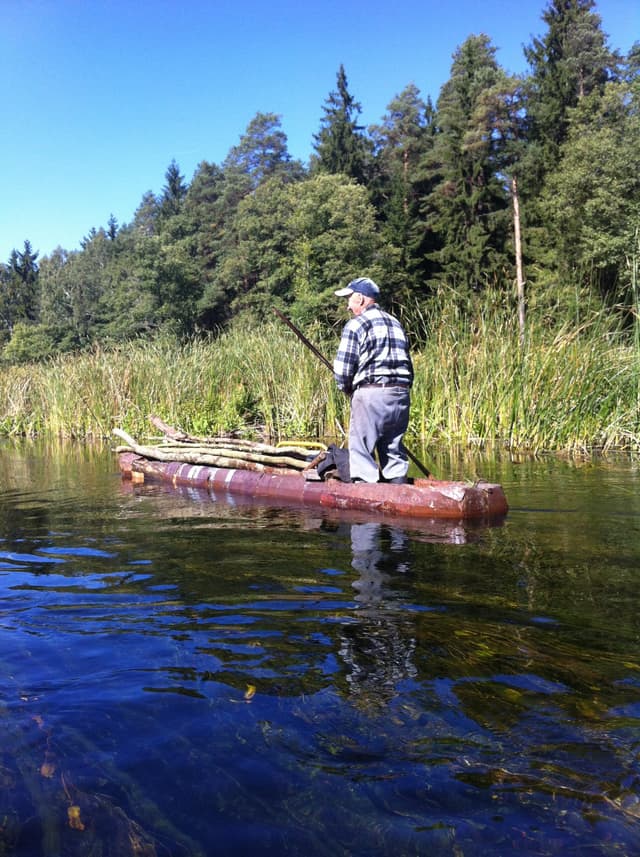 Słynna dłubanka Czarna Hańcza